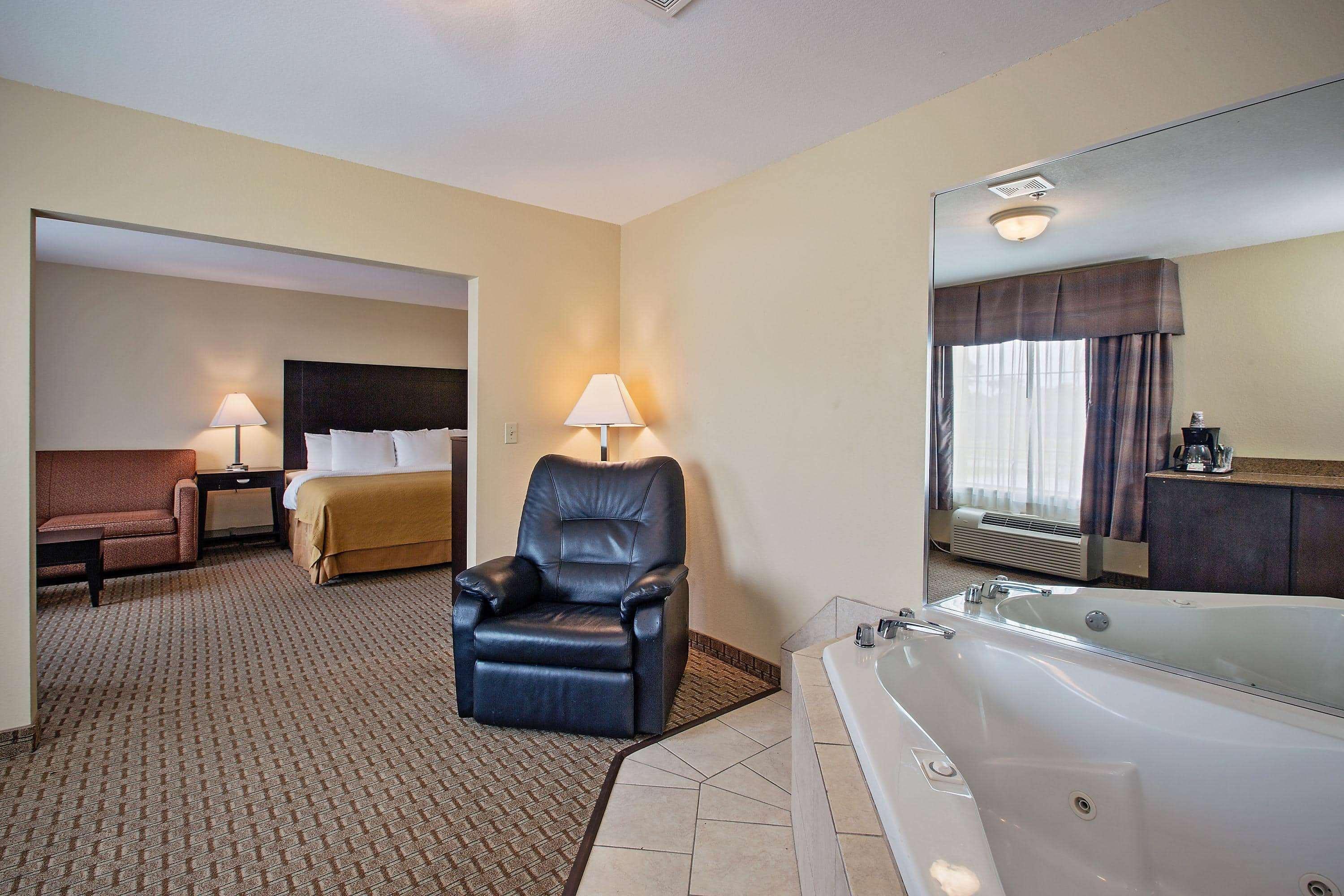 La Quinta By Wyndham Morgan City Bagian luar foto